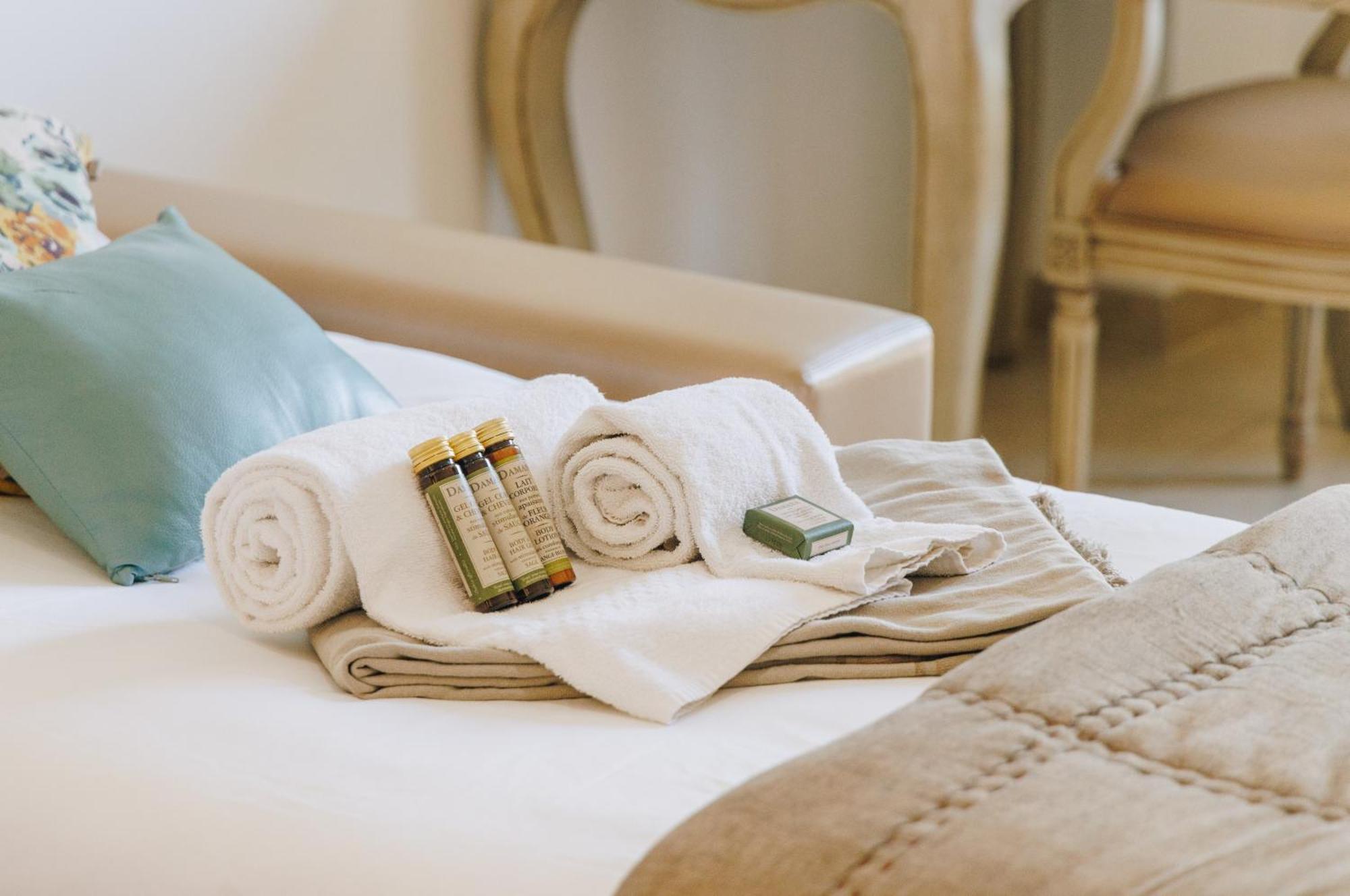 Hotel Liberata & Spa LʼÎle-Rousse 部屋 写真