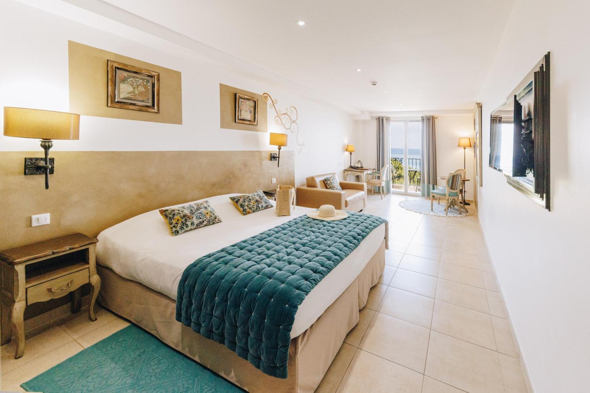 Hotel Liberata & Spa LʼÎle-Rousse 部屋 写真