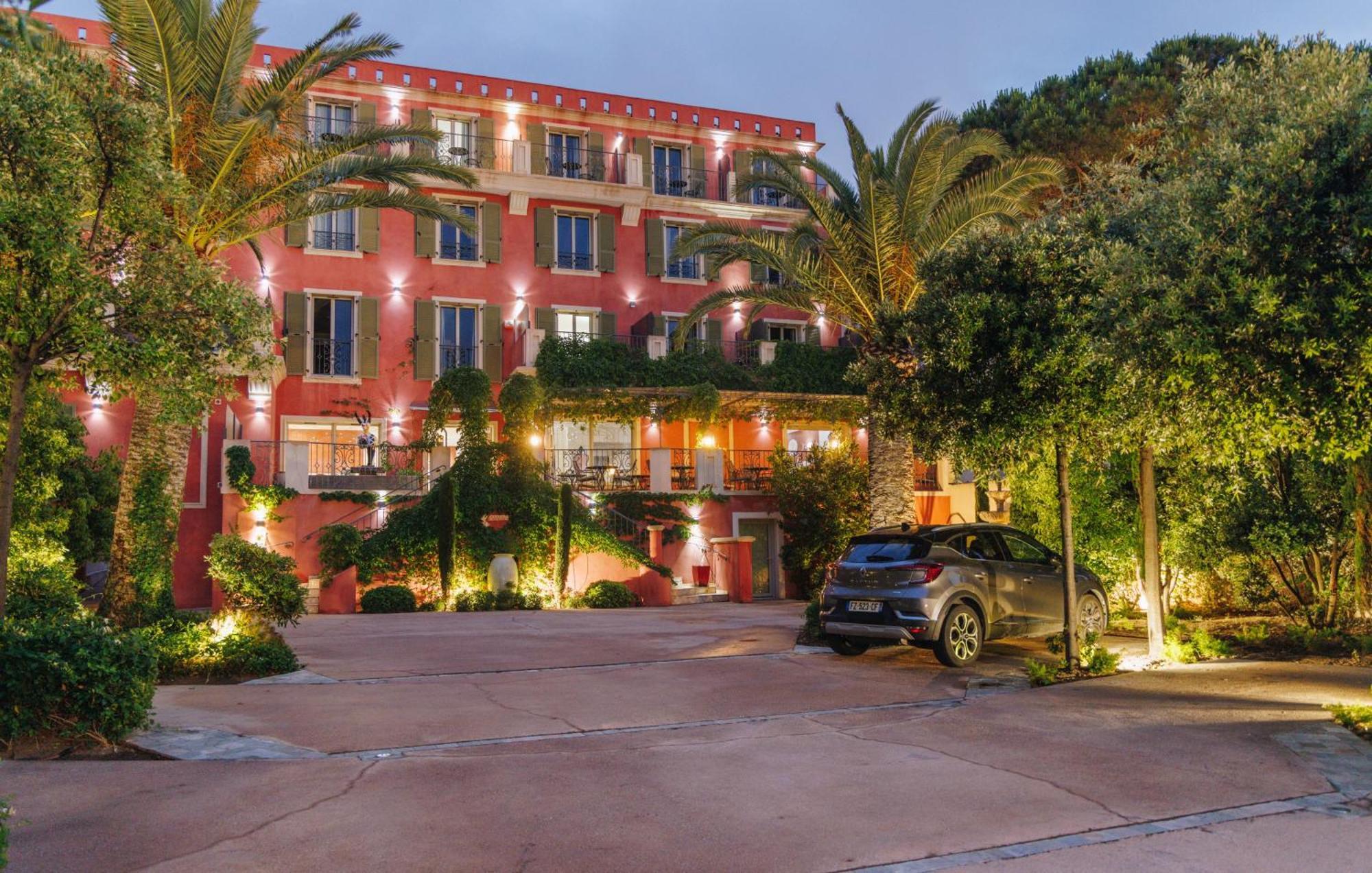 Hotel Liberata & Spa LʼÎle-Rousse エクステリア 写真