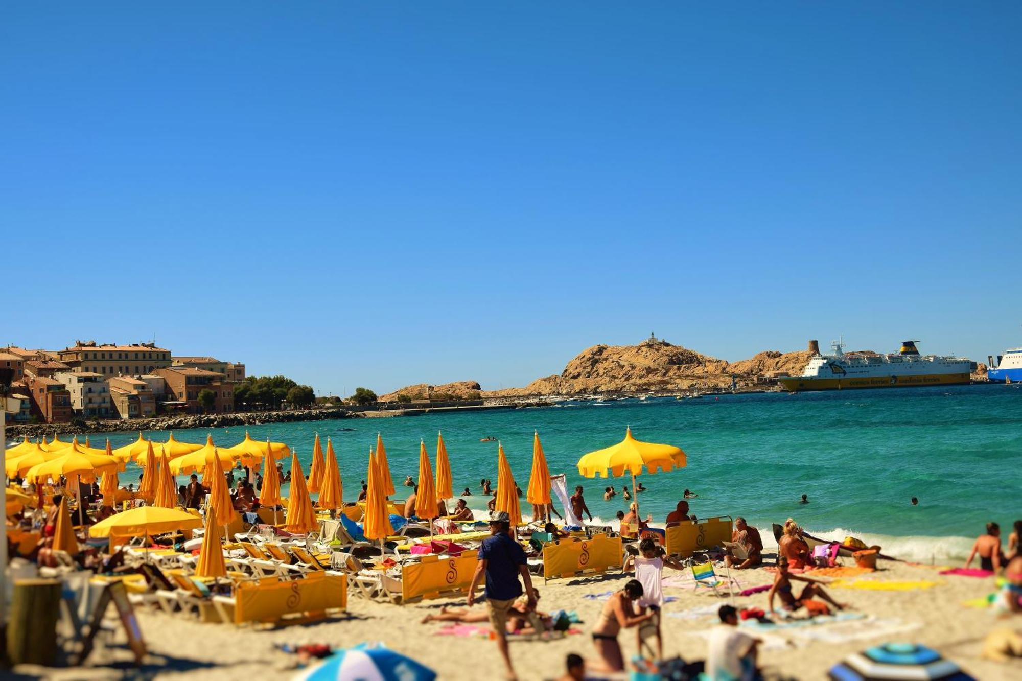 Hotel Liberata & Spa LʼÎle-Rousse エクステリア 写真